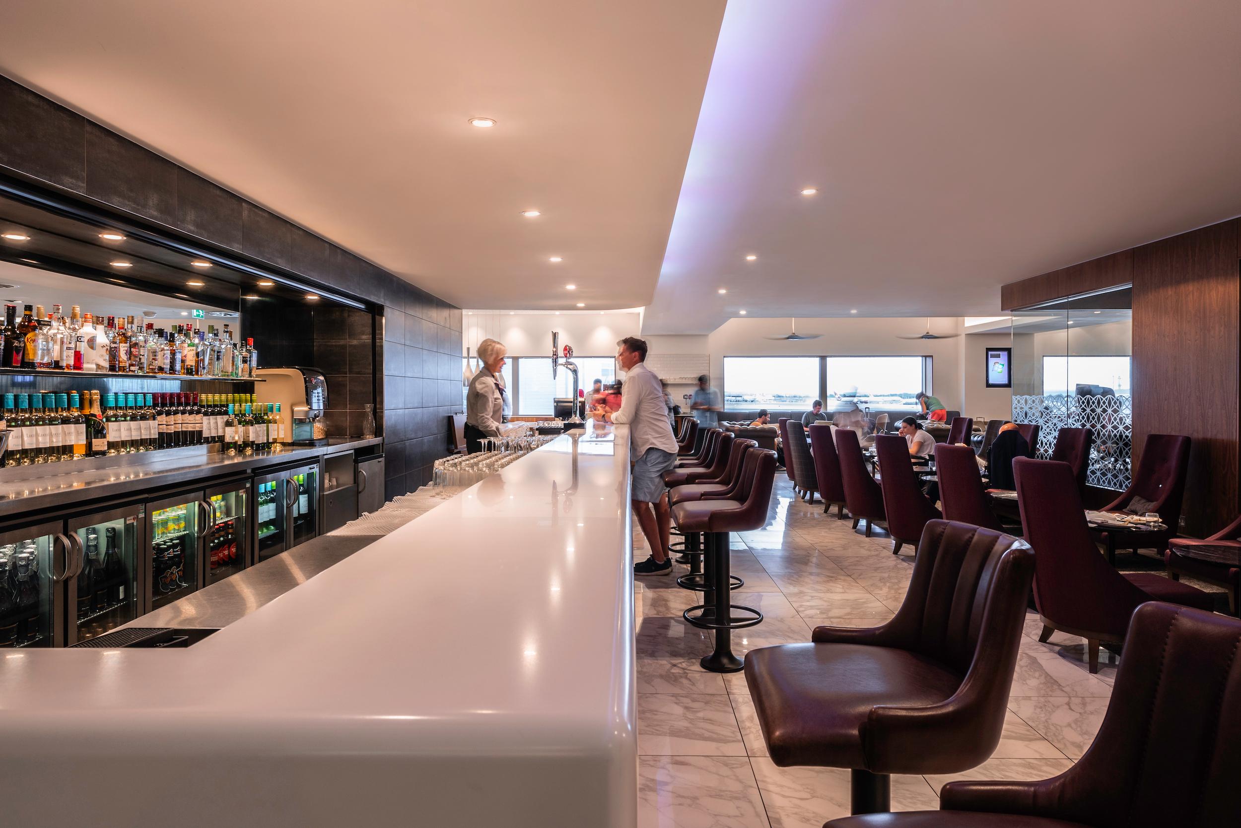Heathrow Airport No1 Lounge Bar and People